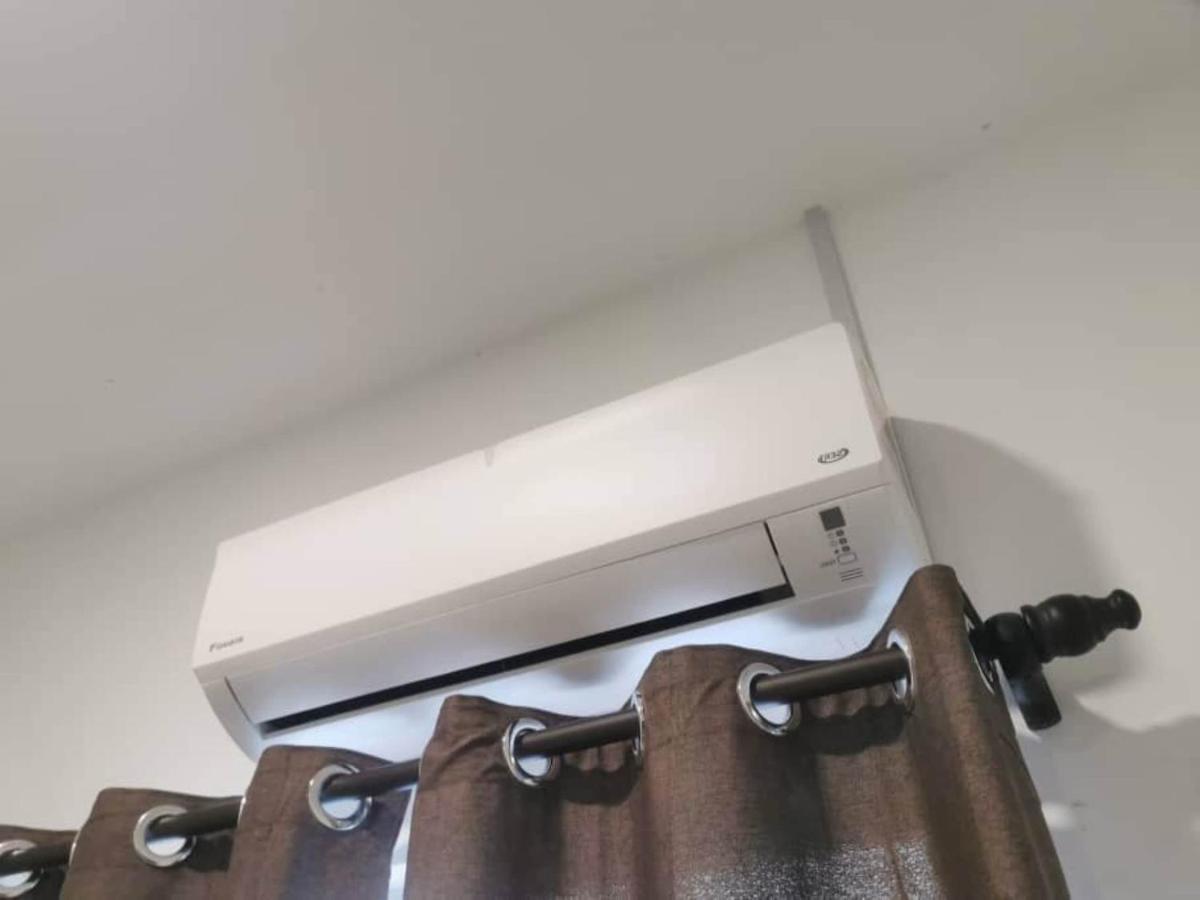 Oyo Homes 90524 D'J Pegaso Serom Homestay Muar Buitenkant foto